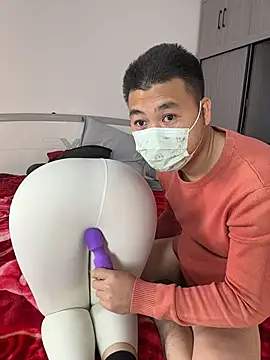 qwe522522 online show from January 6, 2026, 8:51 am