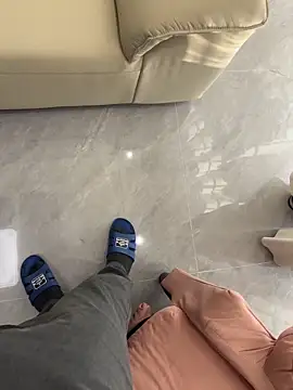 Snapshot of qwe522522 chatting on January 18, 2026, 8:29 am qwe522522 online show from January 18, 2026, 8:29 am