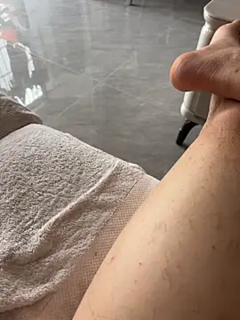 Snapshot of qwe522522 chatting on April 9, 2026, 6:41 am qwe522522 online show from April 9, 2026, 6:41 am