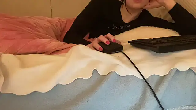 ijustturned18today online show from February 16, 2026, 7:43 pm