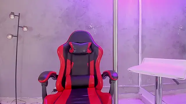 khris  evans online show from February 15, 2026, 3:47 am