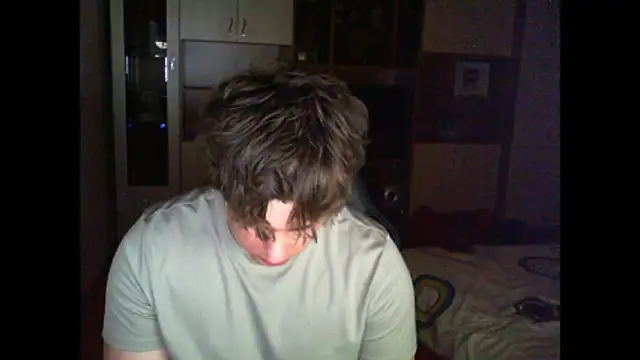 GymGuy0505 online show from May 16, 2026, 9:46 pm