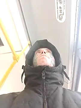 VERLIEBER11 online show from December 14, 2025, 8:52 am