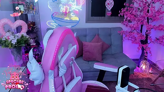 Snapshot of Hayami_Lee chatting on February 16, 2026, 4:19 am Hayami Lee online show from February 16, 2026, 4:19 am