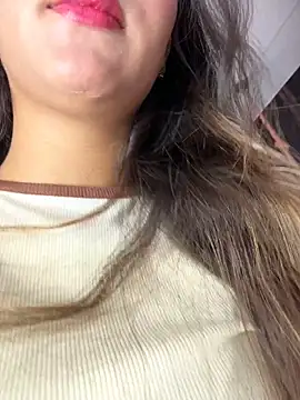 Snapshot of Valeria-escobar chatting on May 20, 2026, 11:27 am Valeria-escobar online show from May 20, 2026, 11:27 am