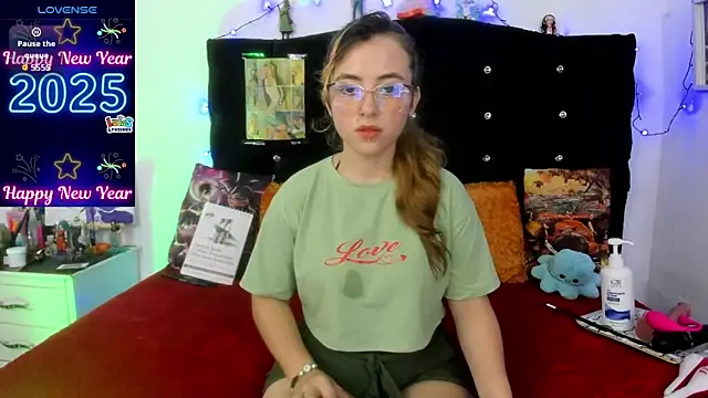 Snapshot of Sweet_tokyo69 chatting on December 13, 2025, 9:31 pm Sweet tokyo69 online show from December 13, 2025, 9:31 pm