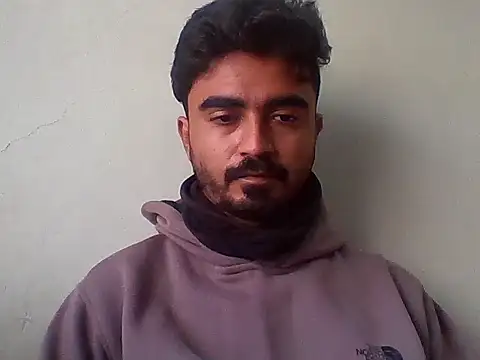 Snapshot of no_one_knows_ chatting on December 16, 2025, 5:45 am no one knows online show from December 16, 2025, 5:45 am