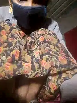 Snapshot of Laxmi9090 chatting on December 22, 2025, 11:57 pm Laxmi9090 online show from December 22, 2025, 11:57 pm