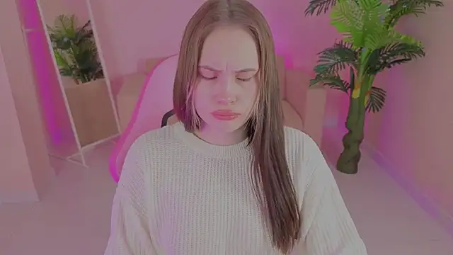 Snapshot of EmilyBridget chatting on January 10, 2026, 12:56 am EmilyBridget online show from January 10, 2026, 12:56 am