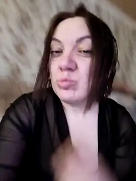 Snapshot of LimonLoveqw chatting on February 5, 2026, 12:43 pm LimonLoveqw online show from February 5, 2026, 12:43 pm