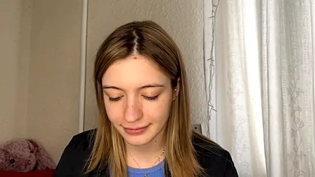 Snapshot of Shining_Robi chatting on February 1, 2026, 12:48 pm Shining Robi online show from February 1, 2026, 12:48 pm