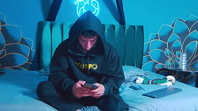 MagnusKnight  online show from January 9, 2026, 12:08 pm