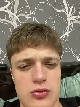 Snapshot of robertkingsize chatting on December 14, 2025, 3:01 am robertkingsize online show from December 14, 2025, 3:01 am