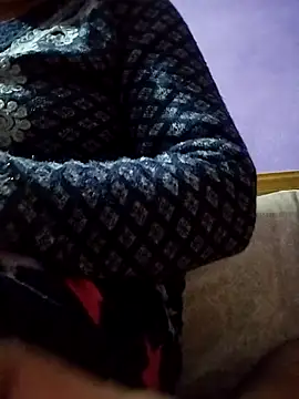 Sweet Couple 01 online show from December 15, 2025, 5:50 pm