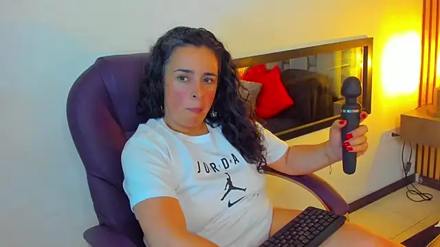 Angelic serenity online show from March 21, 2026, 7:06 pm