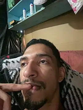 Snapshot of rocchw chatting on March 25, 2026, 2:56 pm rocchw online show from March 25, 2026, 2:56 pm