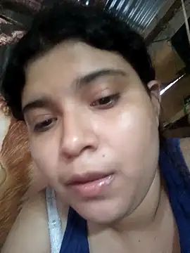 Snapshot of Rousse_uwu chatting on February 11, 2026, 7:52 pm Rousse uwu online show from February 11, 2026, 7:52 pm