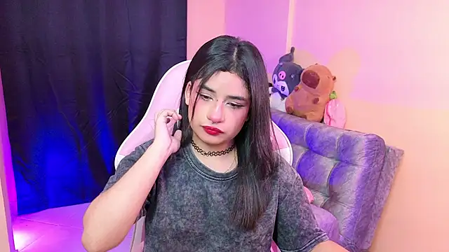 Snapshot of bonnieTaylor1 chatting on December 18, 2025, 4:40 am bonnieTaylor1 online show from December 18, 2025, 4:40 am