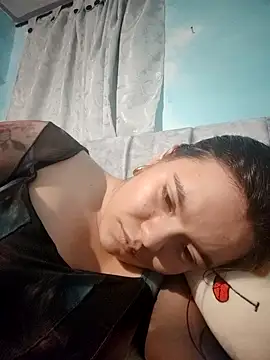 Snapshot of Krolaykate chatting on March 5, 2026, 2:40 am Krolaykate online show from March 5, 2026, 2:40 am