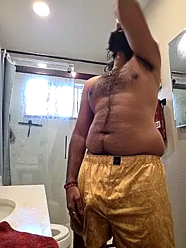 Snapshot of RoshiClouded chatting on February 7, 2026, 7:50 pm RoshiClouded online show from February 7, 2026, 7:50 pm