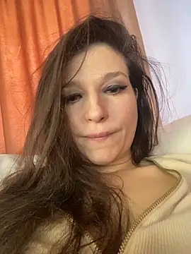Snapshot of Darina1991 chatting on February 21, 2026, 6:03 am Darina1991 online show from February 21, 2026, 6:03 am
