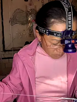 Snapshot of _CTMay_77 chatting on December 20, 2025, 9:44 pm CTMay 77 online show from December 20, 2025, 9:44 pm