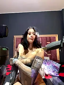 Snapshot of MiaTozier chatting on December 16, 2025, 12:21 pm MiaTozier online show from December 16, 2025, 12:21 pm