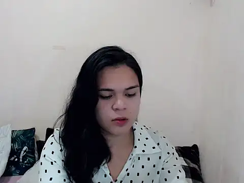 Snapshot of stripyapril chatting on December 18, 2025, 10:54 am stripyapril online show from December 18, 2025, 10:54 am