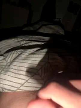 Snapshot of romeoooo01 chatting on December 14, 2025, 5:07 pm romeoooo01 online show from December 14, 2025, 5:07 pm