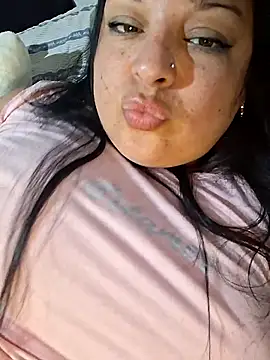 Snapshot of Trinity_033 chatting on December 21, 2025, 4:08 am Trinity 033 online show from December 21, 2025, 4:08 am