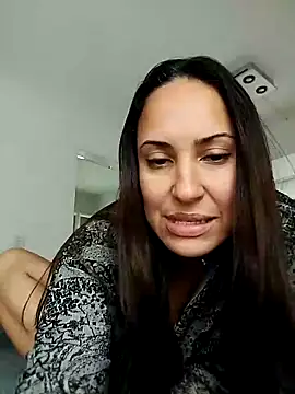 Fatisexy88 online show from May 6, 2026, 2:33 pm
