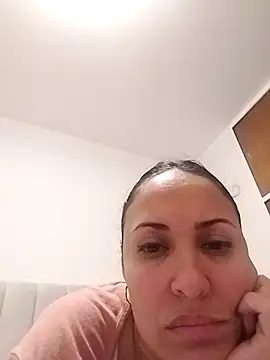 Fatisexy88 online show from May 16, 2026, 3:25 am