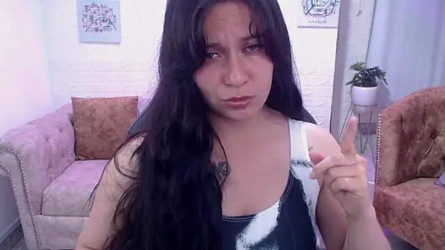 amanda rousee online show from March 23, 2026, 3:32 am