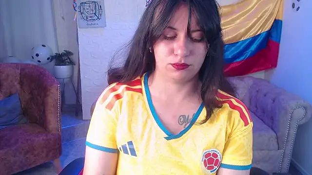 amanda rousee online show from June 18, 2026, 3:40 am