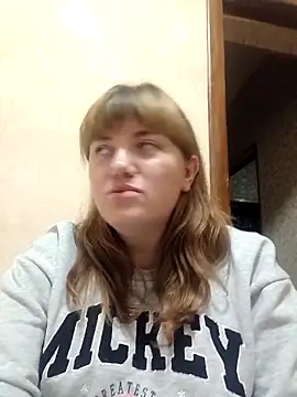 Snapshot of swett_girll chatting on December 21, 2025, 8:27 pm swett girll online show from December 21, 2025, 8:27 pm