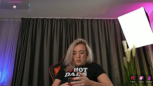 Snapshot of creampussyy chatting on February 27, 2025, 7:47 pm creampussyy online show from February 27, 2025, 7:47 pm