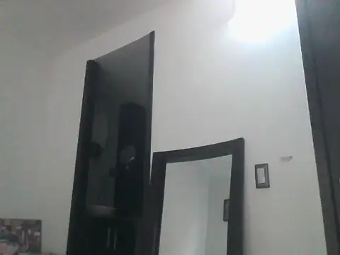 Snapshot of SweetFerSub chatting on February 19, 2026, 12:01 pm SweetFerSub online show from February 19, 2026, 12:01 pm