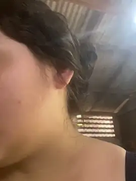 Maduzinha ofc online show from December 16, 2025, 1:38 pm