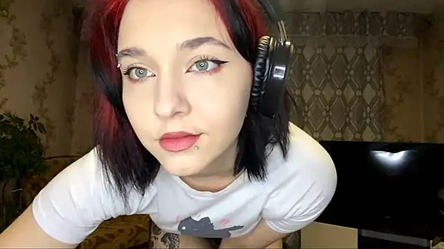 Snapshot of EmilyVeiro chatting on January 8, 2026, 5:15 pm EmilyVeiro online show from January 8, 2026, 5:15 pm