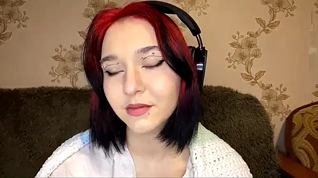 Snapshot of EmilyVeiro chatting on January 9, 2026, 5:04 pm EmilyVeiro online show from January 9, 2026, 5:04 pm