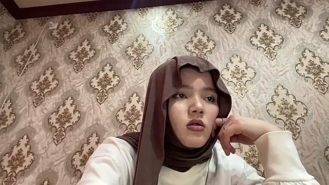 Snapshot of Katepleaurxo chatting on February 14, 2026, 11:18 am Katepleaurxo online show from February 14, 2026, 11:18 am