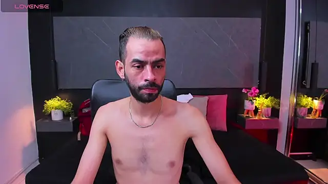 Snapshot of arcangel_harris chatting on February 16, 2026, 12:01 pm arcangel harris online show from February 16, 2026, 12:01 pm