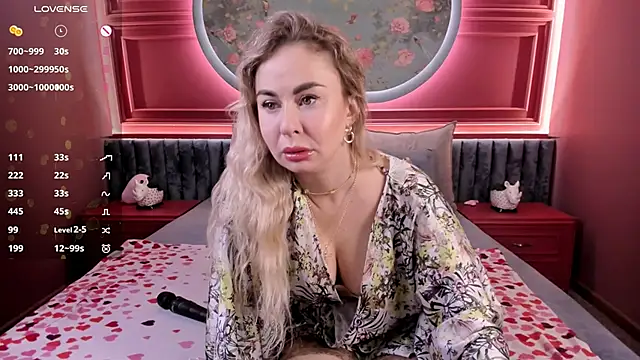 Snapshot of TiffanyThoughts chatting on February 22, 2026, 8:02 am TiffanyThoughts online show from February 22, 2026, 8:02 am