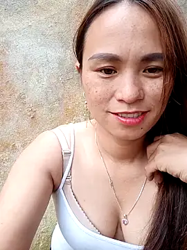 ngaytho004 online show from March 26, 2026, 3:45 am