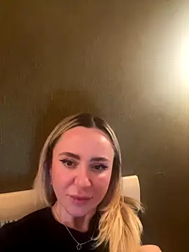 Arina g online show from December 16, 2025, 9:09 pm