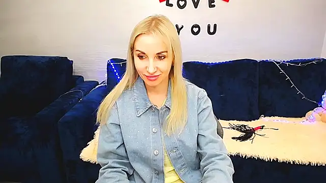 Snapshot of Hanna--Sweet chatting on March 20, 2026, 10:42 am Hanna--Sweet online show from March 20, 2026, 10:42 am