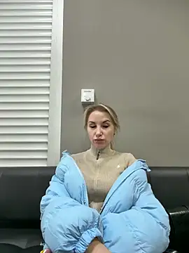 Snapshot of Hanna--Sweet chatting on March 25, 2026, 6:30 am Hanna--Sweet online show from March 25, 2026, 6:30 am