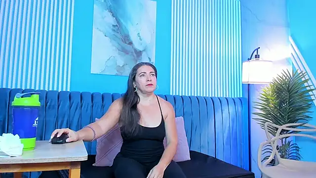 Snapshot of dahianeconnor chatting on March 21, 2026, 11:37 am dahianeconnor online show from March 21, 2026, 11:37 am