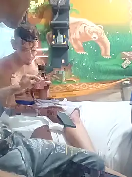 Snapshot of twobigscock23 chatting on April 7, 2026, 9:59 pm twobigscock23 online show from April 7, 2026, 9:59 pm