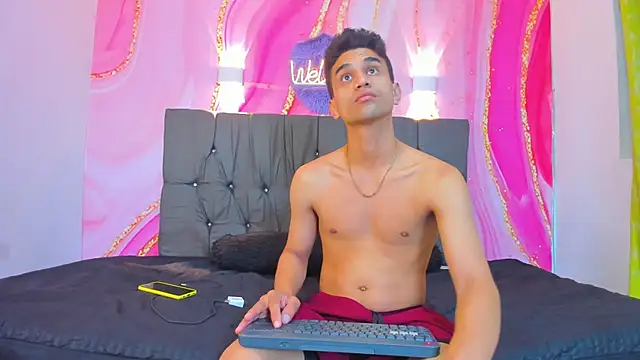 Snapshot of Hot_Boys_69 chatting on December 15, 2025, 10:41 am Hot Boys 69 online show from December 15, 2025, 10:41 am